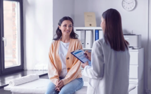 Kobieta na wizycie u lekarza